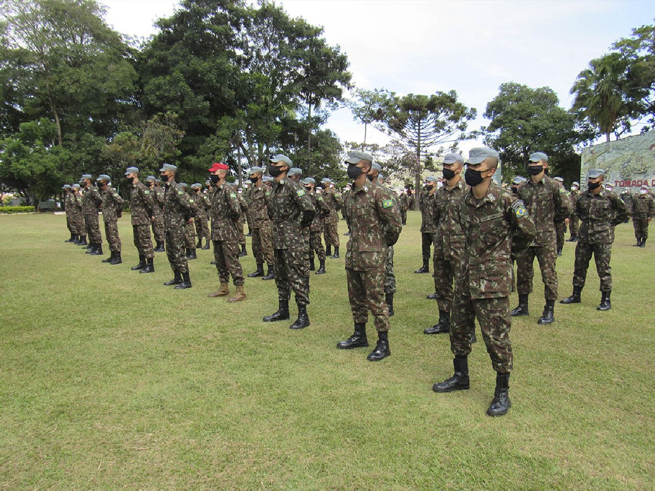 DefesaNet Doutrina Militar Infantaria de Montanha realiza Estágio