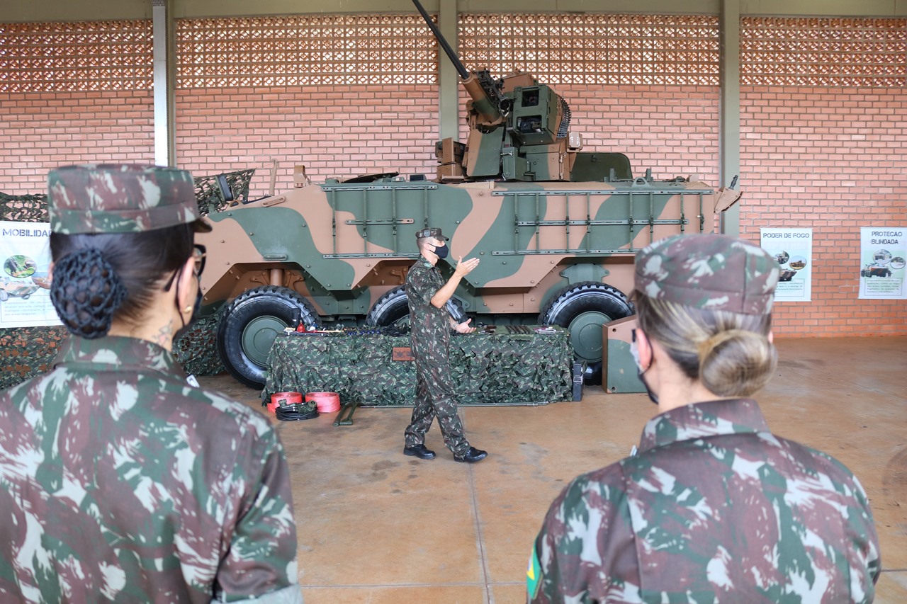 DefesaNet Guarani Brigada de Infantaria realiza Estágio de