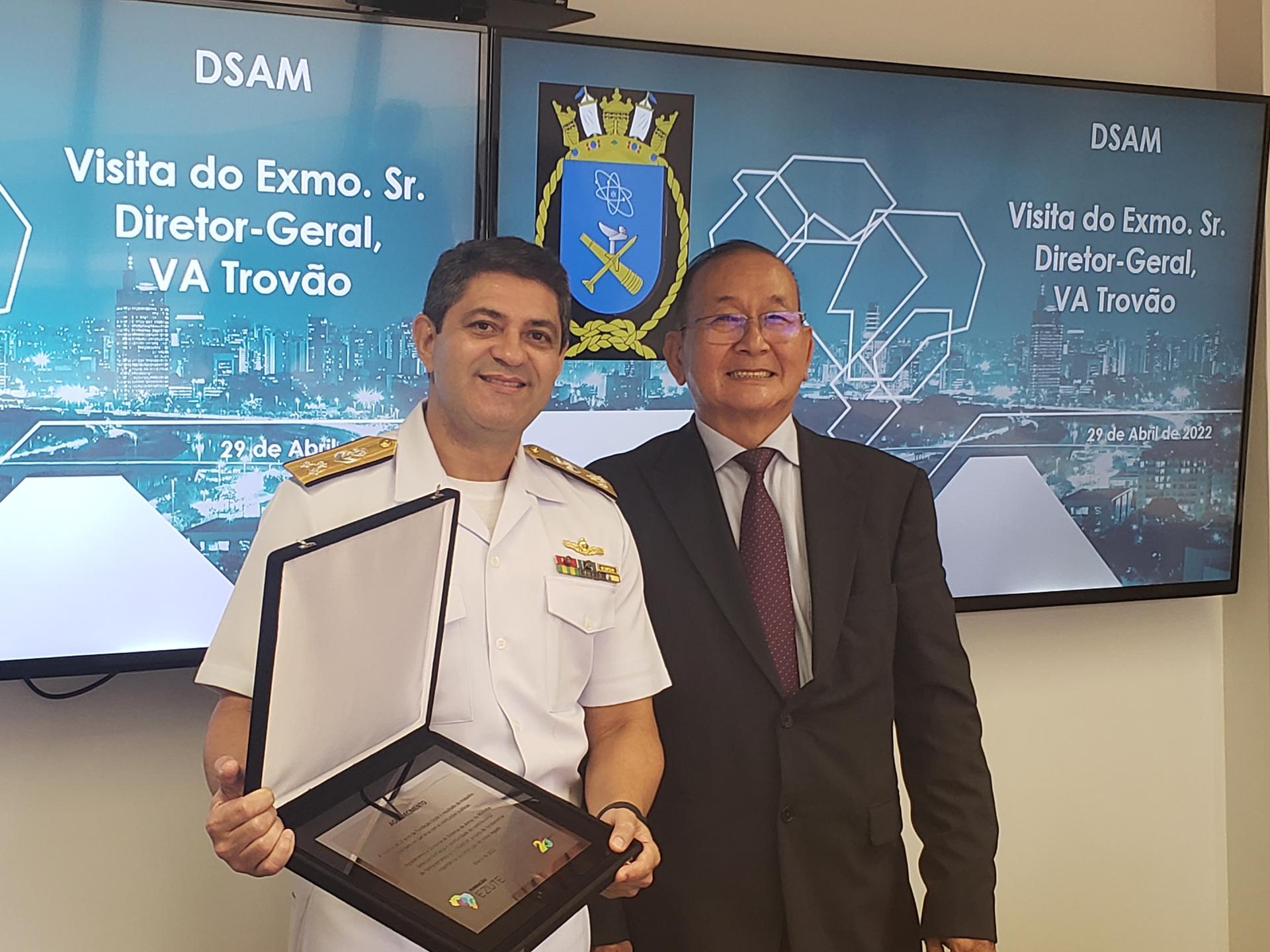 Diretor De Sistemas De Armas Da Marinha E Comitiva Visitam Sede Da