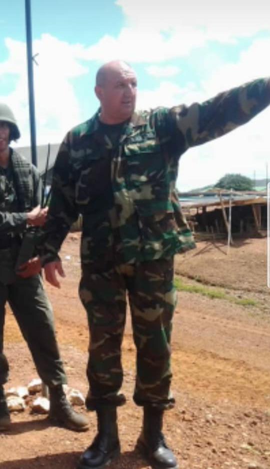 À CNN, brasileiro relata que militares usavam roupas do exército