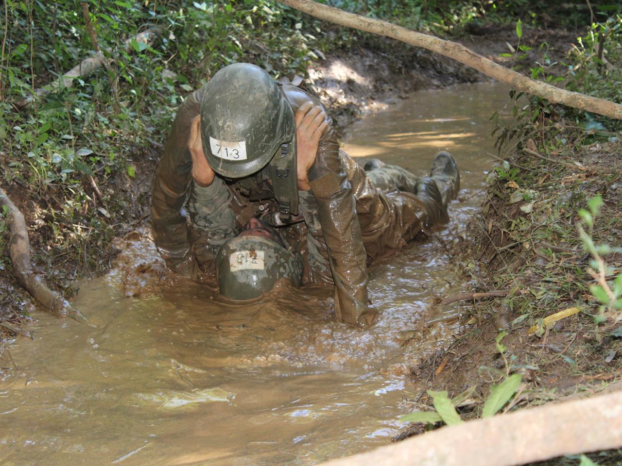 Exército Brasileiro - Durante as instruções no campo, todo soldado
