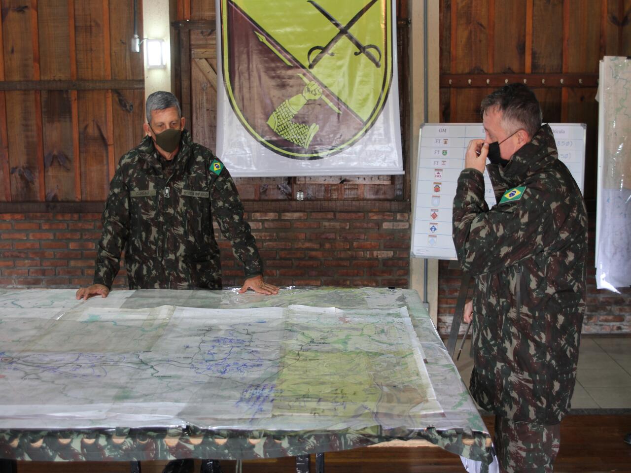 General Hertz assume o comando da 3ª DE - Comando da 3ª Divisão de