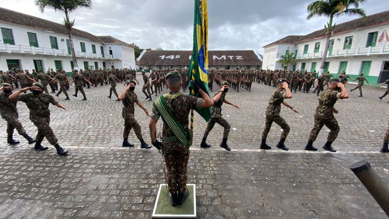 Dobrado Militar mais tocado em formaturas #infantaria #exercitobrasileiro  #militarylife 