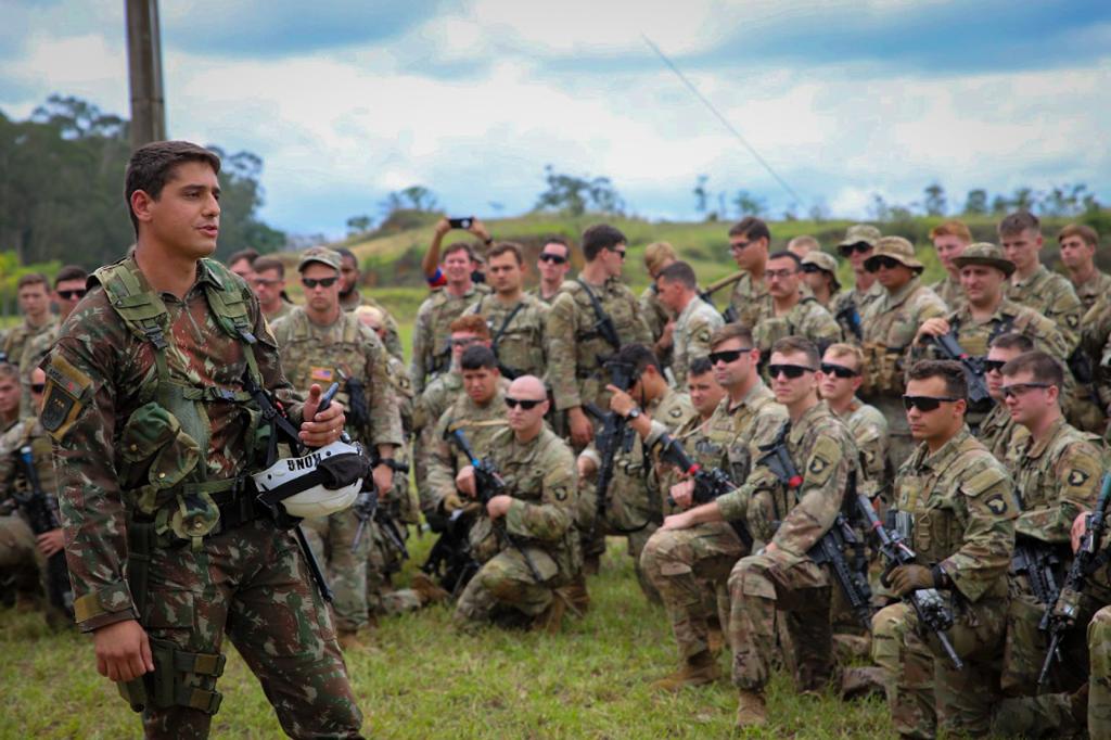 Militares do Exército Brasileiro participarão do exercício CORE 22 nos  Estados Unidos - Dialogo Americas