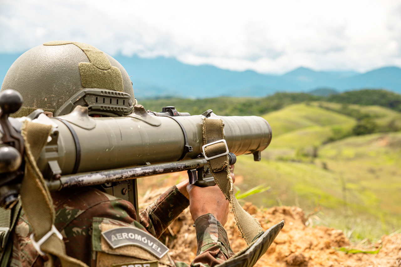 Exército Brasileiro e Exército dos Estados Unidos dão início ao exercício  militar CORE 21 - DefesaNet