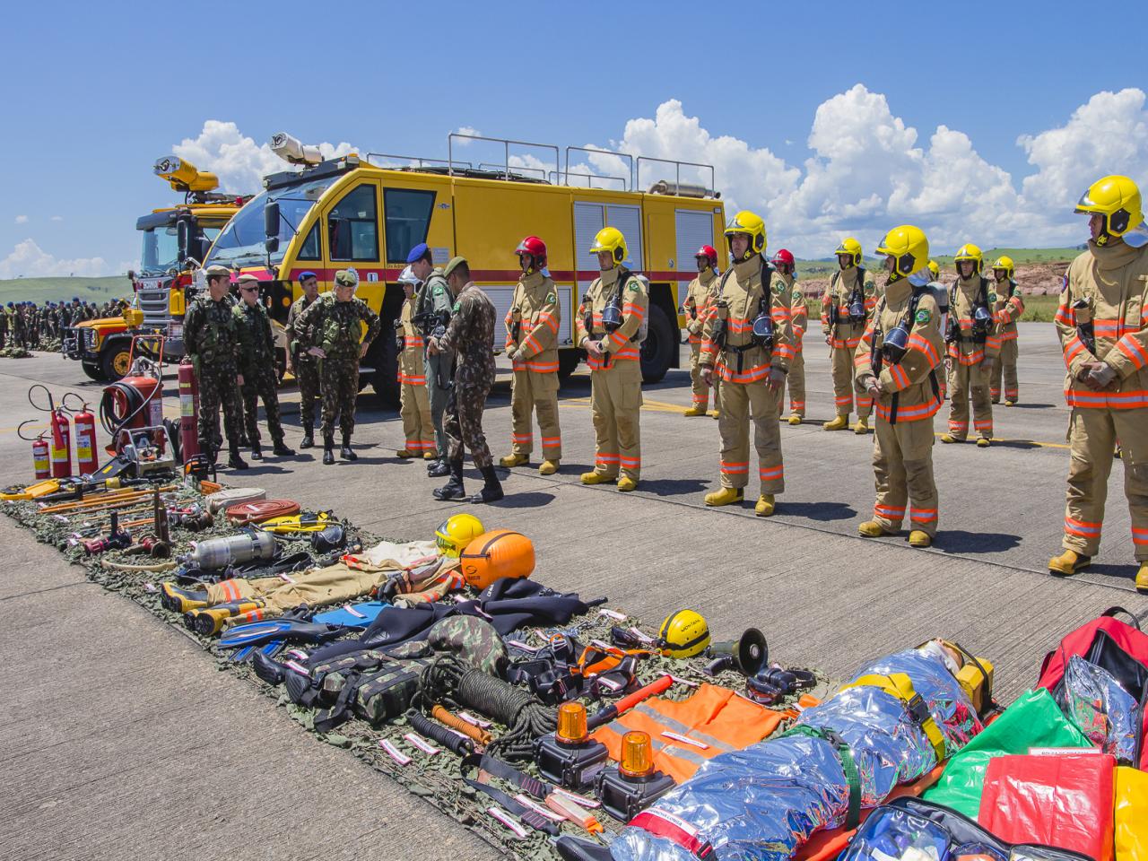 Tropas do Exército Brasileiro verificam prontidão para exercício  internacional - DefesaNet