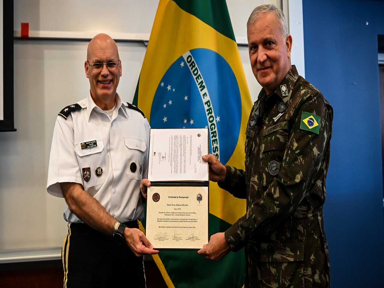 Comandante do Exército Brasileiro realiza visita oficial aos Estados Unidos  - Diplomacia Business