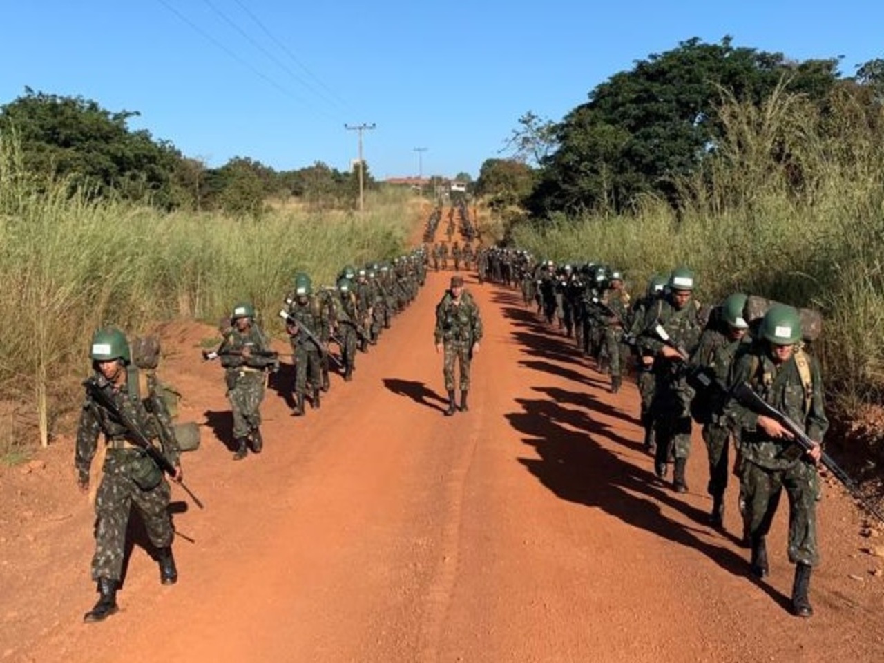 Exército Brasileiro - Durante as instruções no campo, todo soldado