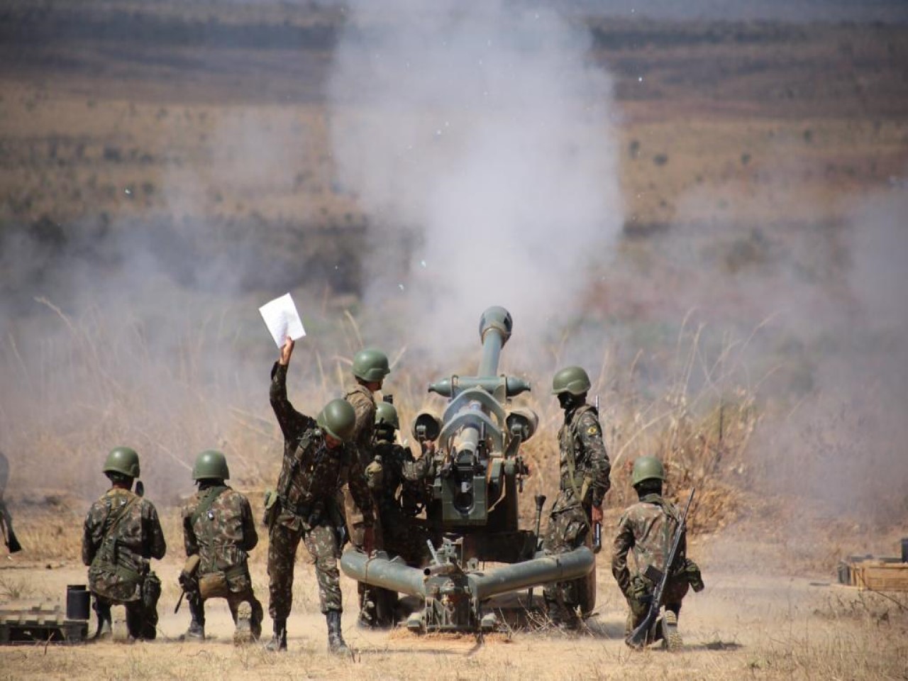 Comando de Artilharia do Exército recebe o Comandante Militar do Planalto