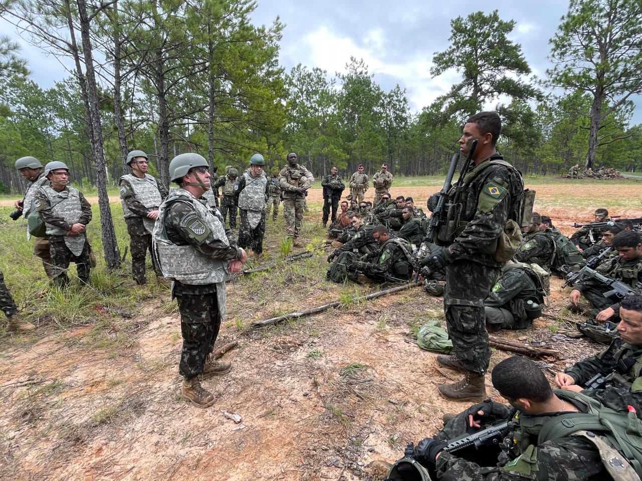 Exército Brasileiro e Exército dos Estados Unidos dão início ao exercício  militar CORE 21 - DefesaNet