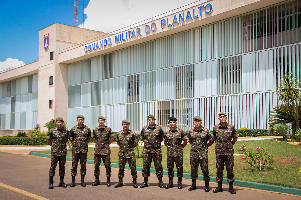 Adjunto de Comando - Exército Brasileiro