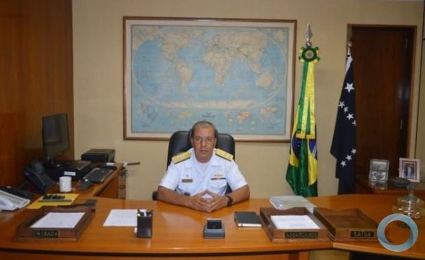 Rear Admiral Petronio at the headquarters of the Office of Program Management in Rio de Janeiro, which manages 10 programs. (Photo: Brazilian Navy)