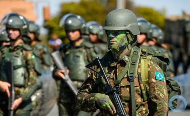 Defesanet Guerra Hibrida Brasil Soldado Do Exercito Por Voce Por Todos