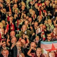 ESTRATÉGIA - A campanha de Lula, o candidato que nunca existiu: os “institutos de pesquisa” lhe davam a liderança Fot - Ricardo Stuckert/Instituto Lula