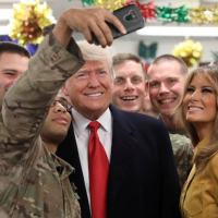 Trump - Viaja ao Iraque, de surpresa, para visitar militares na noite de Natal