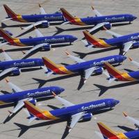 viões do modelo 737 MAX parados nos EUA: modelo está impedido de voar desde março de 2019