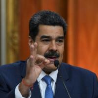 Maduro participa em Caracas de entrevista coletiva com jornalistas estrangeiros