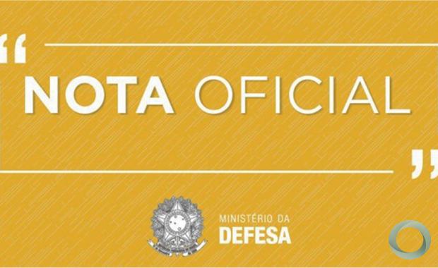 Ministro não usa interlocutores para comunicação com Presidentes de Poderes Ministério da Defesa