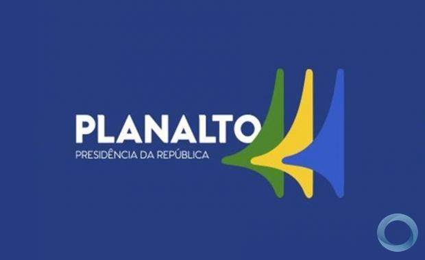 Nota Presidencial - O Presidente da República e o STF.