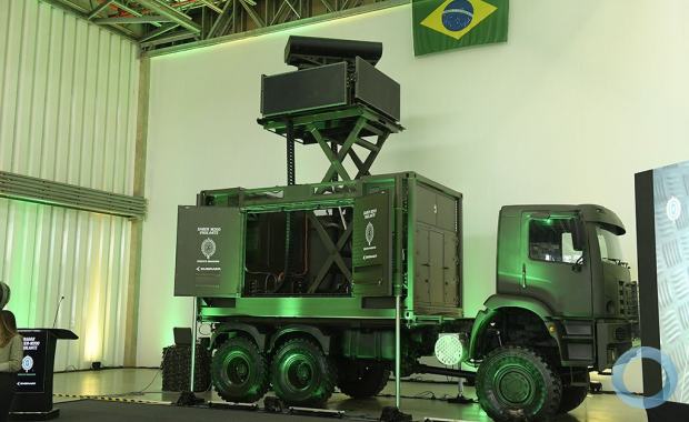 EEmbraer and the Brazilian Army Present the SABER M200 VIGILANTE Radar for Early Warning Air Surveillance