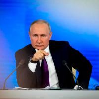 Putin foi cortejado por presidentes americanos, enquanto a OTAN expandia para leste
