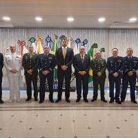 Autoridades do MD presentes à despedida do Sr MARCOS ROSAS DEGAUT PONTES da Secretaria de Produtos de Defesa (SEPROD), do Ministério da Defesa Foto MD